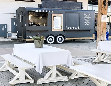 Food truck laundry service for aprons, kitchen towels, chef uniforms, and cleaning cloths