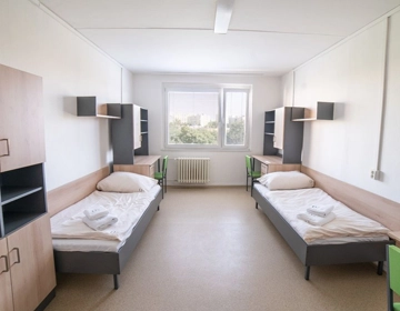 Private student apartment laundry service for linens, bedding, bath towels, and clothing care